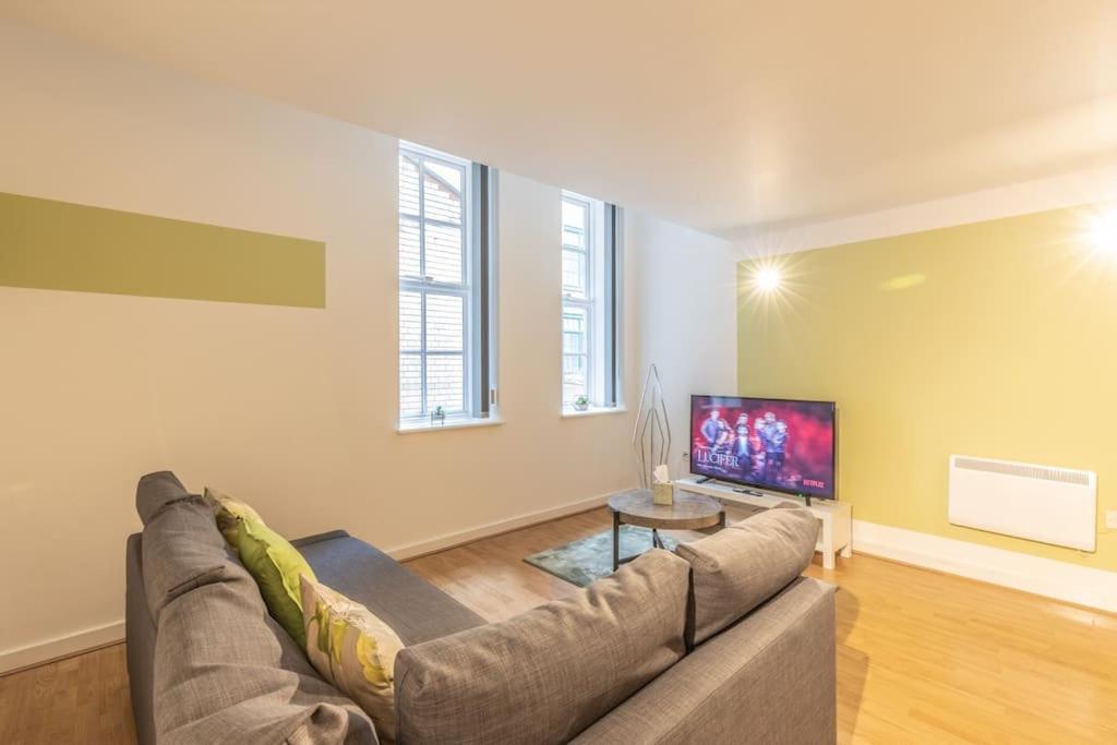 Cosy, Modern City Centre Apartment Free Parking Leicester Exterior photo